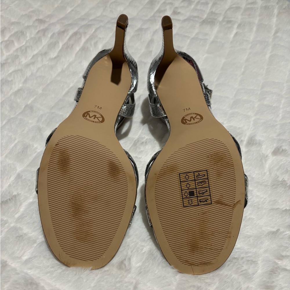 MICHAEL Michael Kors Kimberly Sandal Heel - Picture 5 of 6
